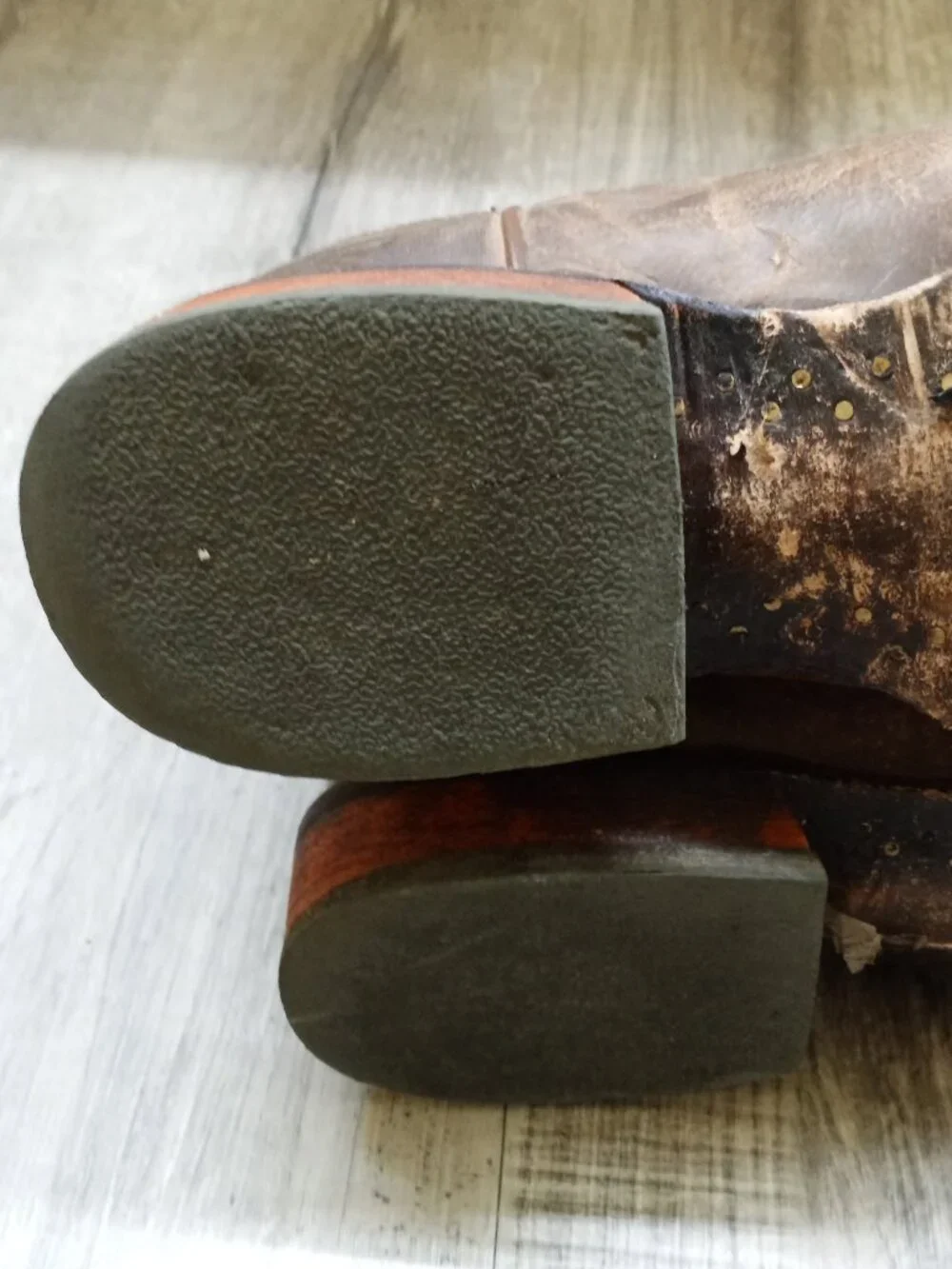 Ariat very good
